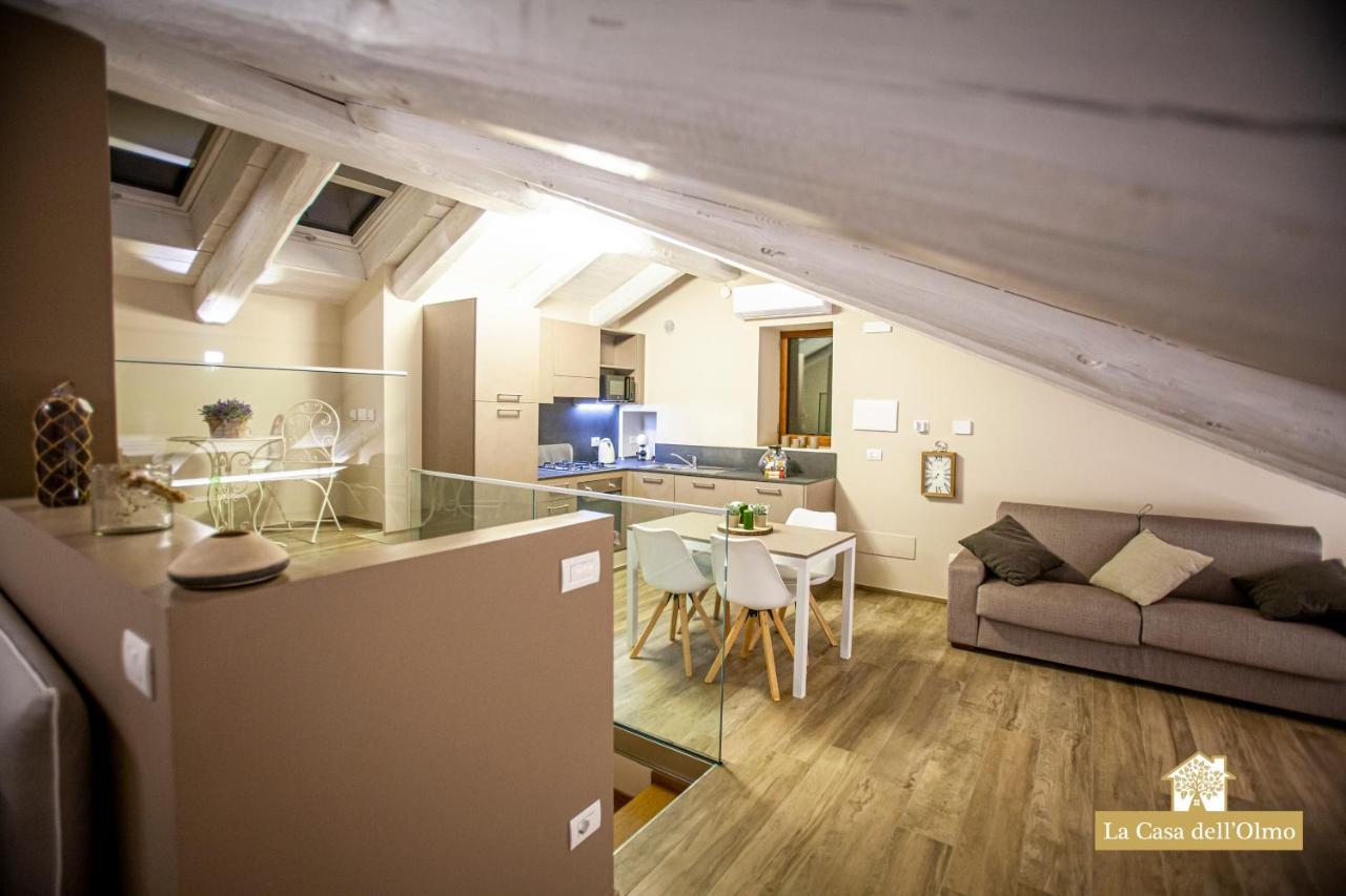 La Casa Dell'Olmo - Suite Apartment كونيو المظهر الخارجي الصورة