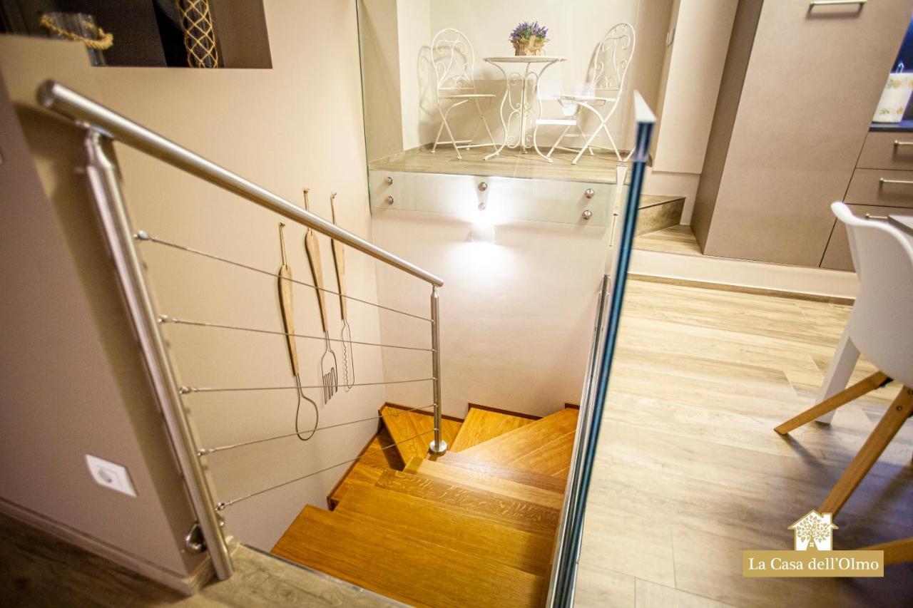 La Casa Dell'Olmo - Suite Apartment كونيو المظهر الخارجي الصورة