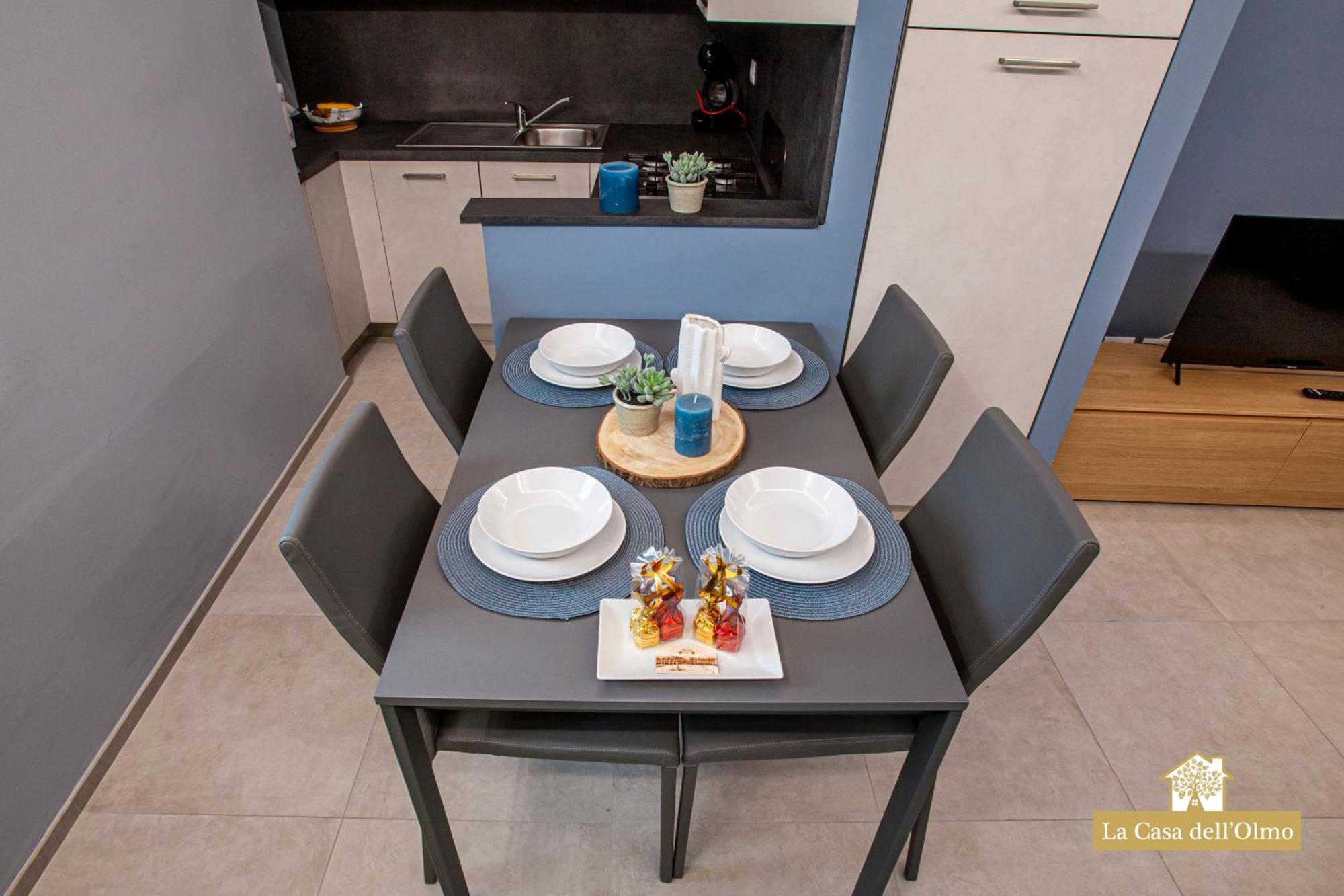 La Casa Dell'Olmo - Suite Apartment كونيو المظهر الخارجي الصورة